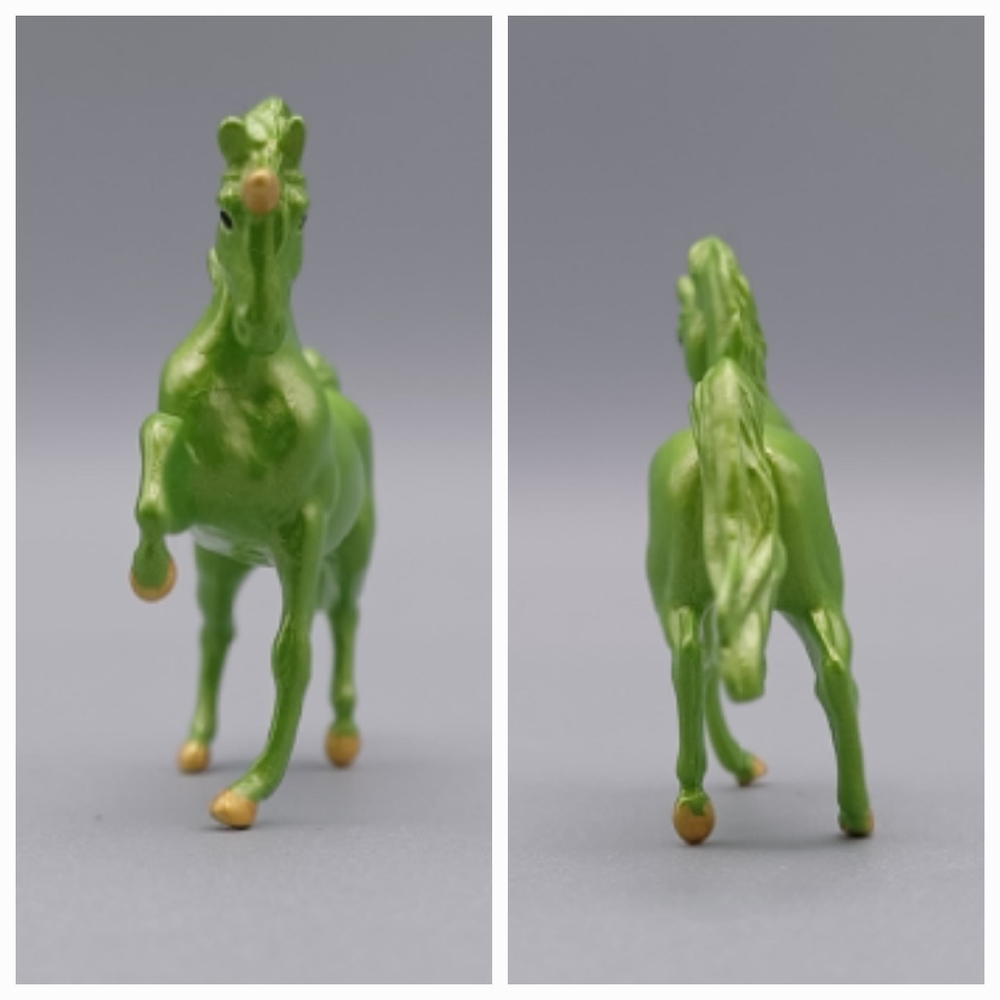 Breyer Nebula Mini Whinnies Chase Piece - Picture 3 of 4
